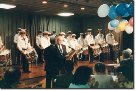 Henri Stengel devient membre d'honneur des Tambours du Lion